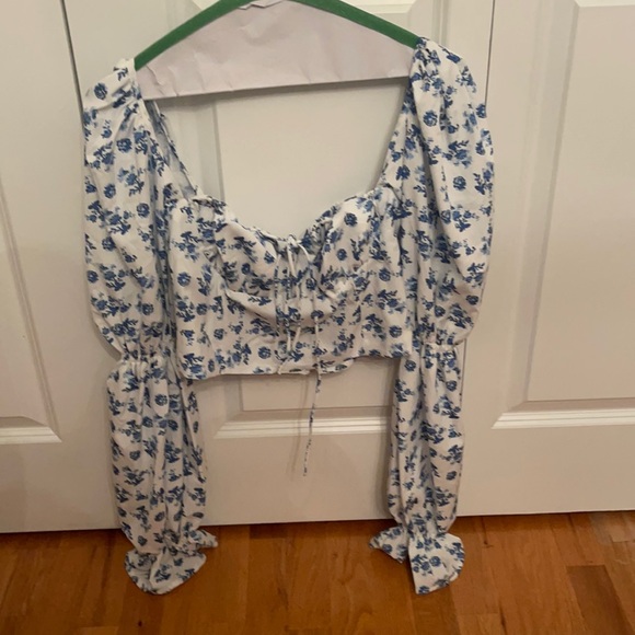 Puff Sleeve Top - Picture 3 of 5